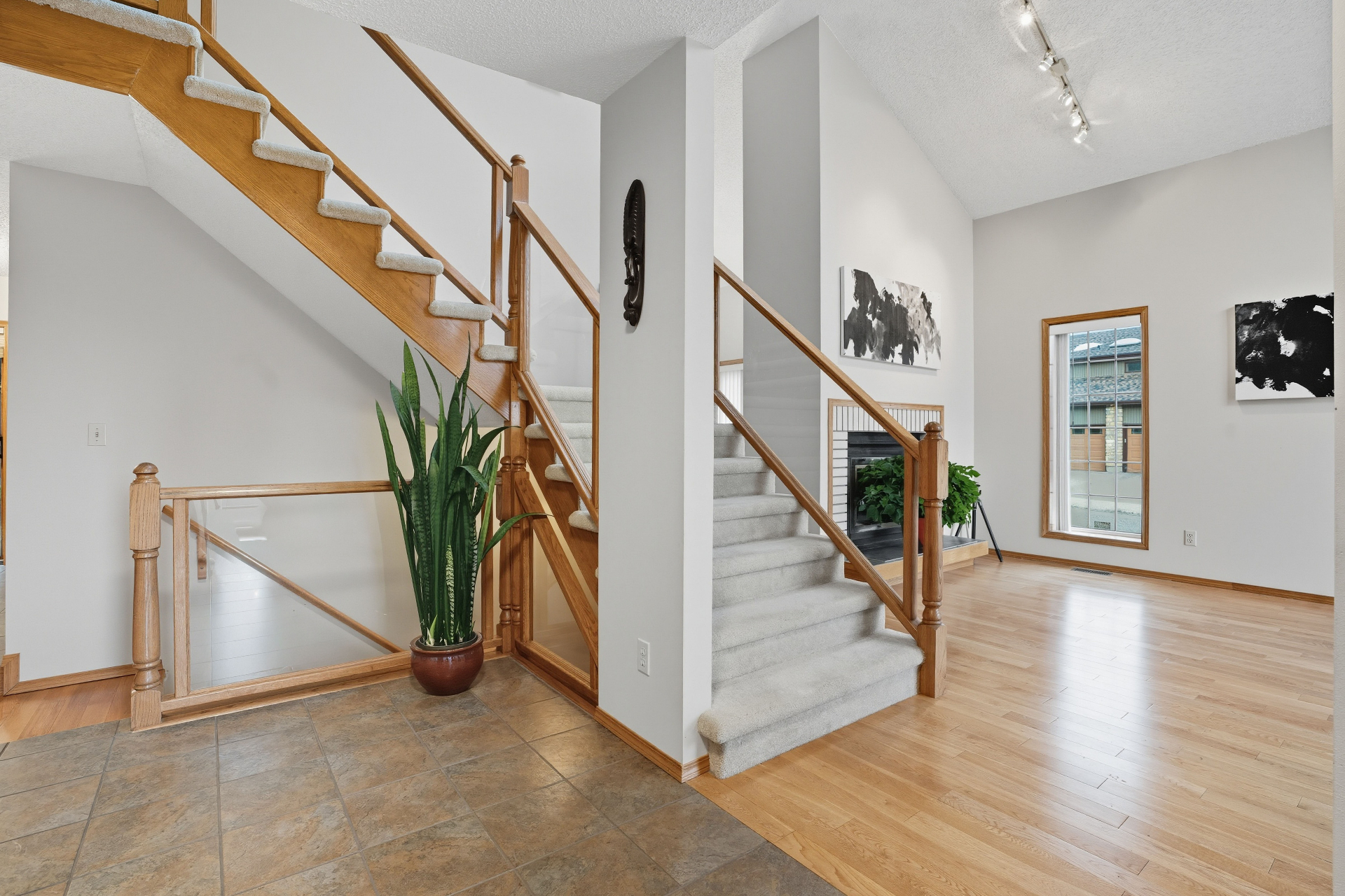 Lakeview近湖独栋出售· 139 Lakeshore Cres——林与唐地产 - 2